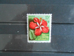 NOUVELLE-CALEDONIE YT 289 FLORE** - Unused Stamps