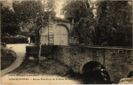 CPA LOUVECIENNES Ancien Pont-Levis Du Chateau Du Pont (1411766) - Louveciennes