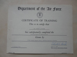 VIEUX PAPIERS - CERTIFICAT DE FORMATION : DEPARTMENT OF THE AIR FORCE - Diplômes & Bulletins Scolaires