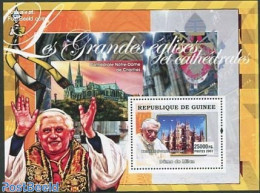 Guinea, Republic 2007 Pope, Cathedrals S/s, Mint NH, Religion - Churches, Temples, Mosques, Synagogues - Pope - Eglises Et Cathédrales