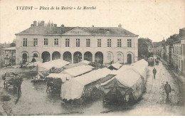 YVETOT - Place De La Mairie - Le Marché - Yvetot