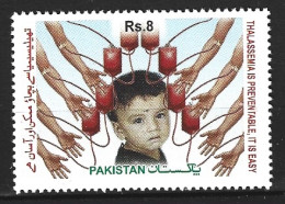 PAKISTAN. N°1338 De 2012. Perfusions. - Médecine