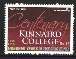 PAKISTAN. N°1372 De 2013. Collège. - Altri & Non Classificati