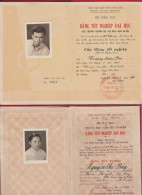 North VIETNAM  CERTIFICATE GRADUATE UNIVERSITY  In 2 Booklets  Réf LT34 - Diplome Und Schulzeugnisse