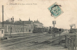 AVALLON - La Gare Arrivée Des Trains. - Gares - Avec Trains