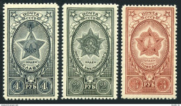 Russia 971-973,MNH.Michel 948-950.Orders 1945.Bravery,Bogdan Chmielnicki,Victory - Neufs