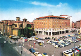 ITALIE - Modena - Vue Sur La Place Matteotti Et Rue D'Emilia - Animé - Carte Postale Ancienne - Modena