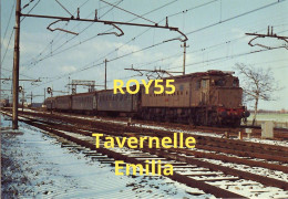 Emilia Romagna Bologna Tavernelle Emilia Frazione Di Calderara Del Reno Treno Locale Verona Bologna In Transito Nel 1984 - Gares - Avec Trains