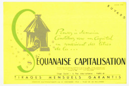 Buvard  20.9 X 13.9 Assurances LA SEQUANAISE-CAPITALISATION  Ruche Janvier 1954 Jaune - Bank & Insurance