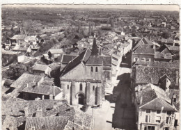 86. LUSSAC LES CHATEAUX. CPA.  VUE GENERALE AERIENNE. L'EGLISE. ANNEES 50 - Lussac Les Chateaux