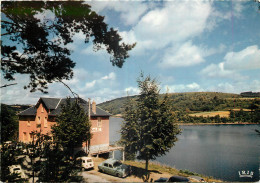 19 - TREIGNAC - L'HOTEL DU LAC - Treignac