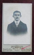 Photo CDV Homme Mode Art Nouveau - Photo. L. Bodeau à Huy - Persons