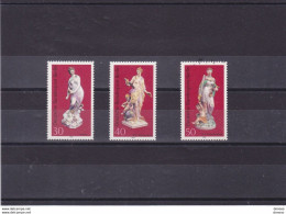 BERLIN 1974  PORCELAINES Yvert 442-444, Michel 478-480 NEUF** MNH Cote 2,50 Euros - Nuevos