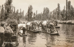 CARTE POSTALE PHOTO ORIGINALE ANCIENNE : MEXICO VISITEZ LES JARDINS FLOTTANTS DE XOCHIMILCO ANIMEE MEXIQUE - Mexico