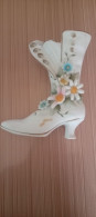 Vase Botte Ou Chaussure Soliflore Porcelaine Japon - Vasi