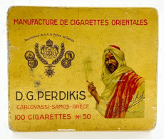 Grande Boite à Cigarettes Vide En Métal. D.G.PERDIKIS, Grèce. Manufacture De Cigarettes Orientales. - Boites à Tabac Vides