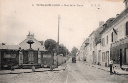 C P A -  94 -  VITRY SUR SEINE -  Rue De La Barre - Vitry Sur Seine