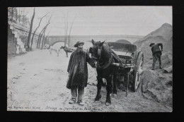 CPA Les Berges De La Seine - Attelage De Charretier Au Pont - Marie Non Circulée .. - Le Anse Della Senna