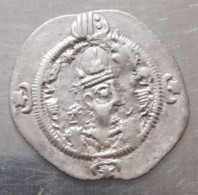 SASANIAN KINGS. Hormazd IV. 579-590 AD. Silver Drachm Year 11 Mint YAZD - Orientales