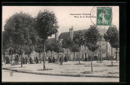 CPA Issoudun, Place De La Rèpublique  - Issoudun