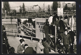 AK Berlin, Sperrmauer Am Potsdamer Platz Mit Aussichtsstelle  - Customs