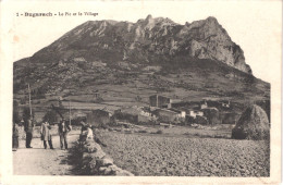 FR11 BUGARACH - Le Pic Et Le Village - Animée Belle - Otros & Sin Clasificación