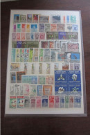 LOT COSTA RICA TIMBRES ET BLOCS FEUILLETS SUR DEUX PAGES  NEUF** TTB  VOIR SCANS - Costa Rica