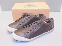 -PAIRE De BASKETS LE COQ SPORTIF VINTAGE Pointure 45 NEUVES Jamais Portées    E - Andere & Zonder Classificatie