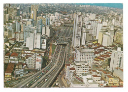 BRASIL // SÃO PAULO // VISTA AÉREA DO ELEVADO COSTA E SILVA // 1977 - São Paulo