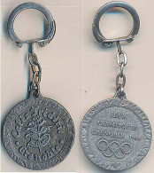 Porte-clefs Métallique Xèmes Jeux Olympiques D'Hiver De GRENOBLE 1968  Olympic Games 68 Cafés FREDERIC - Andere & Zonder Classificatie