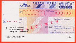 7250 / ⭐ ♥️  Nederland Pays-Bas GIRO Specimen Postcheque Betaalkaart Outil Dictatique PTT Instruction LA  POSTE - Cheques En Traveller's Cheques