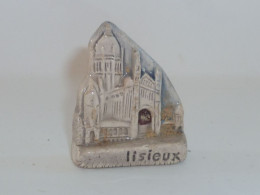 FEVE BASILIQUE DE LISIEUX - Regio's