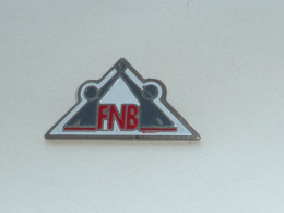 Pin's FEDERATION NATIONALE DU BATIMENT - Associations