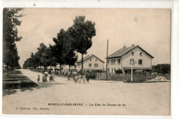 AUBE ROMILLY SUR SEINE  LES CITES DU CHEMIN DE FER ANIMEE NON ECRITE - Romilly-sur-Seine