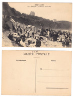 France // 22 // Etables, Les Grottes, Jour De Fête - Etables-sur-Mer