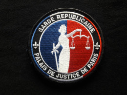 ECUSSON GR – PALAIS DE JUSTICE DE PARIS - Police