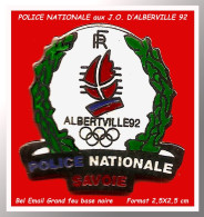 SUPER PIN'S "POLICE NATIONALE SAVOIE ALBERVILLE 92 Email Grand Feu Version Base Noire - Politie