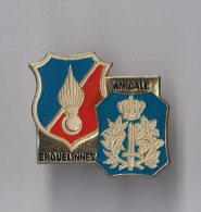 PIN'S THEME POLICE  GENDARMERIE  ERQUELINNES  EN BELGIQUE AMICALE - Police