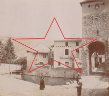 Photo Juillet 1900 CHATELDON - Entrée Du Donjon (A256) - Chateldon