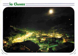 74 - La Clusaz - Vue Générale - Vue De Nuit - Flamme Postale - CPM - Voir Scans Recto-Verso - La Clusaz