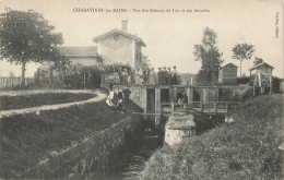 CHARAVINES LES BAINS - Vue Des écluses Du Lac Et Des Douches. - Charavines