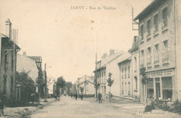 54 JARNY - Rue De Verdun  - TB - Jarny