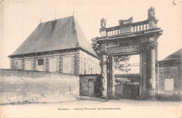 02 SOISSONS ANCIEN PAVILLON - Soissons