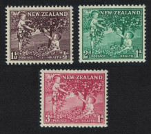 New Zealand Children Picking Apples 3v 1956 MNH SG#755-757 - Neufs