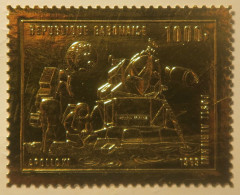 R2452/1873 - GABON - 1969 - POSTE AERIENNE - TIMBRE OR (FEUILLE D'OR) - N°92 NEUF** - Cote (2024) : 27,50 € - Gabón (1960-...)