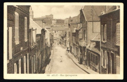 AULT - ONIVAL (80). Rue Quinquerue. - Ault