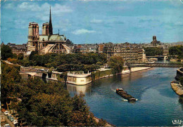 Bateaux - Péniches - Paris - Cathédrale Notre-Dame Et Les Jardins De L'Archevêché - CPM - Voir Scans Recto-Verso - Binnenschepen