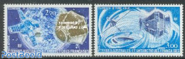 French Antarctic Territory 1977 Satellites 2v, Mint NH, Transport - Various - Space Exploration - Globes - Nuevos