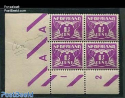 Netherlands 1926 1.5 CEN Instead Of CENT With 3 Normal Stamps In [+], Mint NH - Unused Stamps