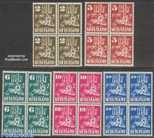 Netherlands 1950 Churches In Wartime 5v, Blocks Of 4 [+], Mint NH, Religion - Churches, Temples, Mosques, Synagogues - Ongebruikt